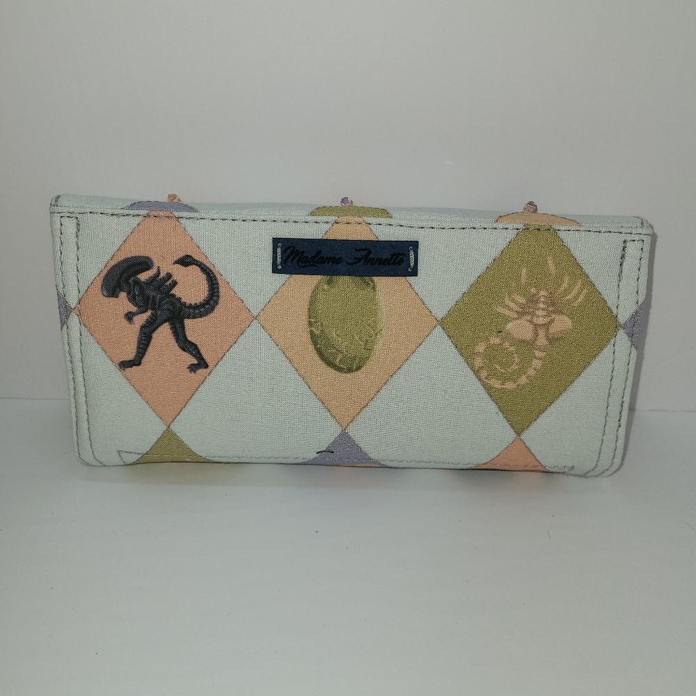 Wallet - Picture 2 of 5